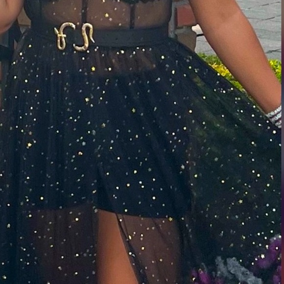 Showpo Black and Gold Star Maxi Dress - Picture 3 of 8